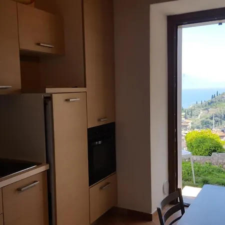 Casa Luisa 度假居 布雷佐内加尔达